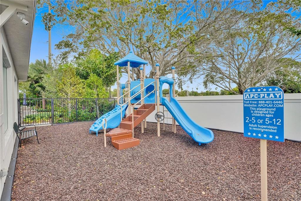 SANDPIPER POINTE - Residential