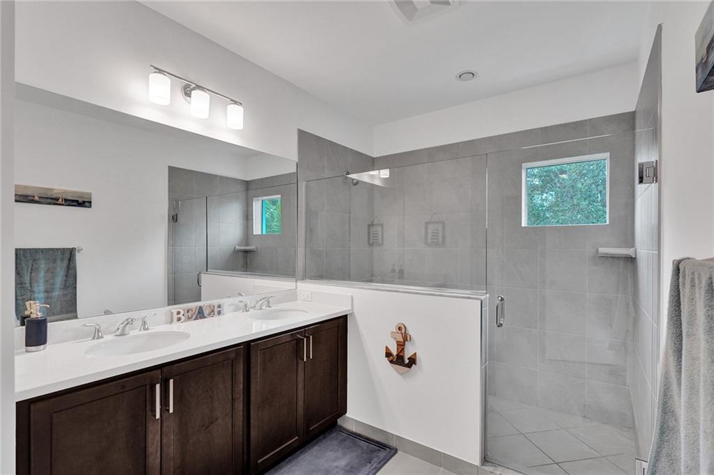 SANDPIPER POINTE - Residential