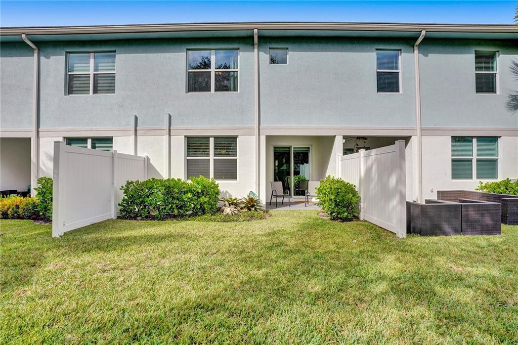 SANDPIPER POINTE - Residential