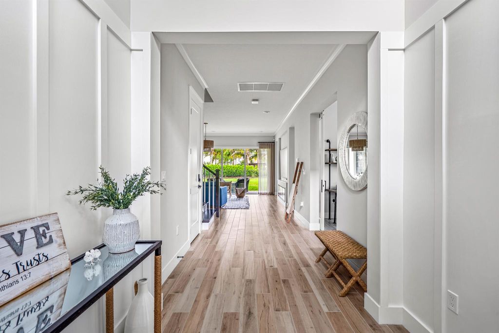 Photo of 12277 Waterstone Circle, Palm Beach Gardens, FL 33412 (MLS # R11093782)