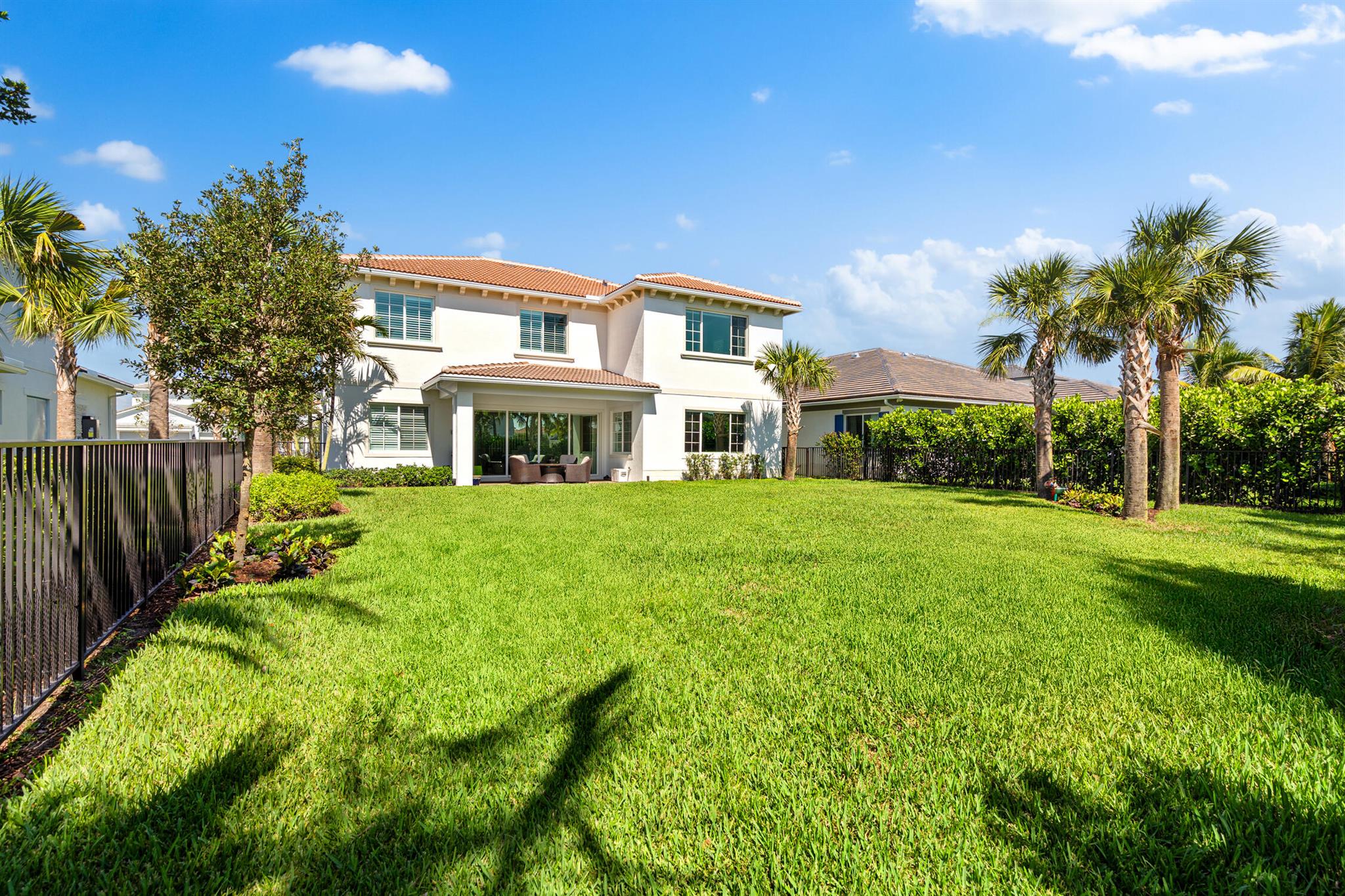 12277 Waterstone Circle