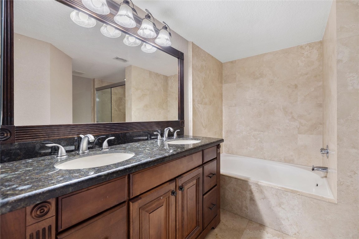 THE BELMONT AT NORTH LAUD - Residential