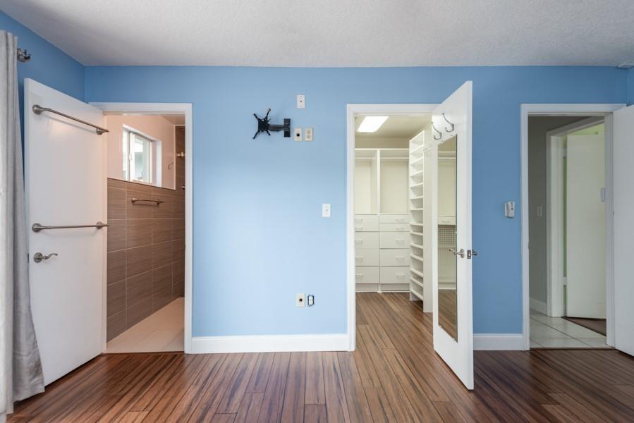 Hollywood Lakes Sec 1-32 - Residential
