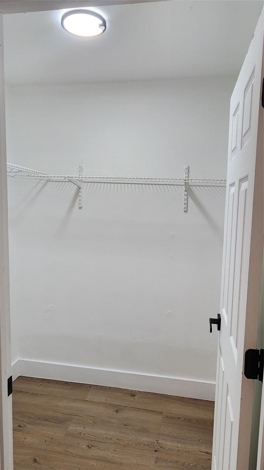 Bonnie Loch Sec 1 51-5 B - Residential Lease