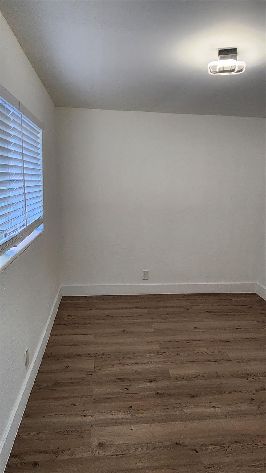 Bonnie Loch Sec 1 51-5 B - Residential Lease