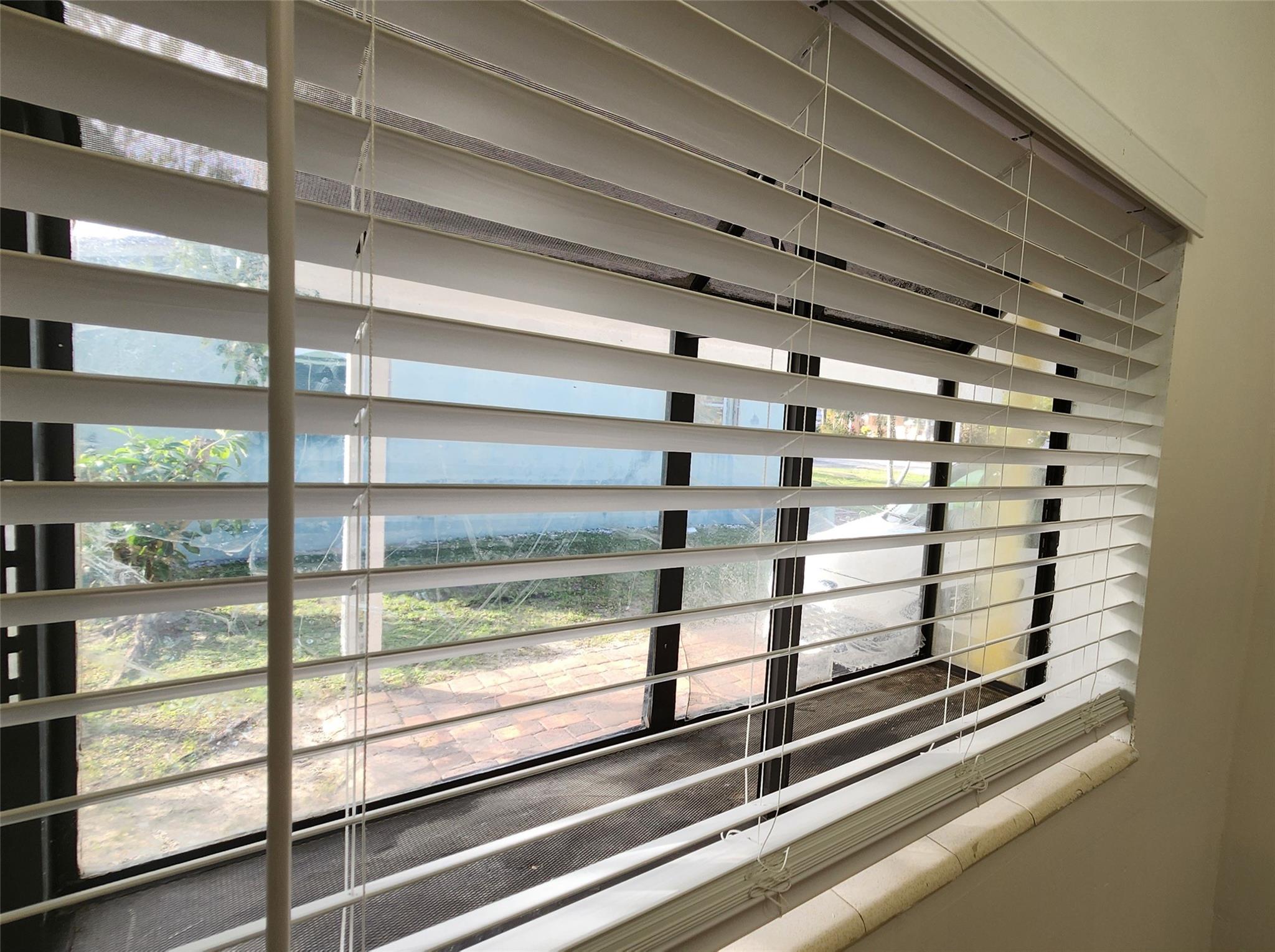 Bonnie Loch Sec 1 51-5 B - Residential Lease