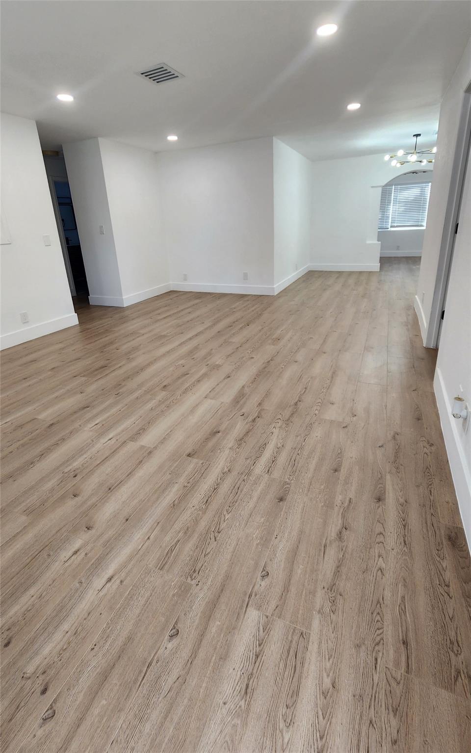 Bonnie Loch Sec 1 51-5 B - Residential Lease