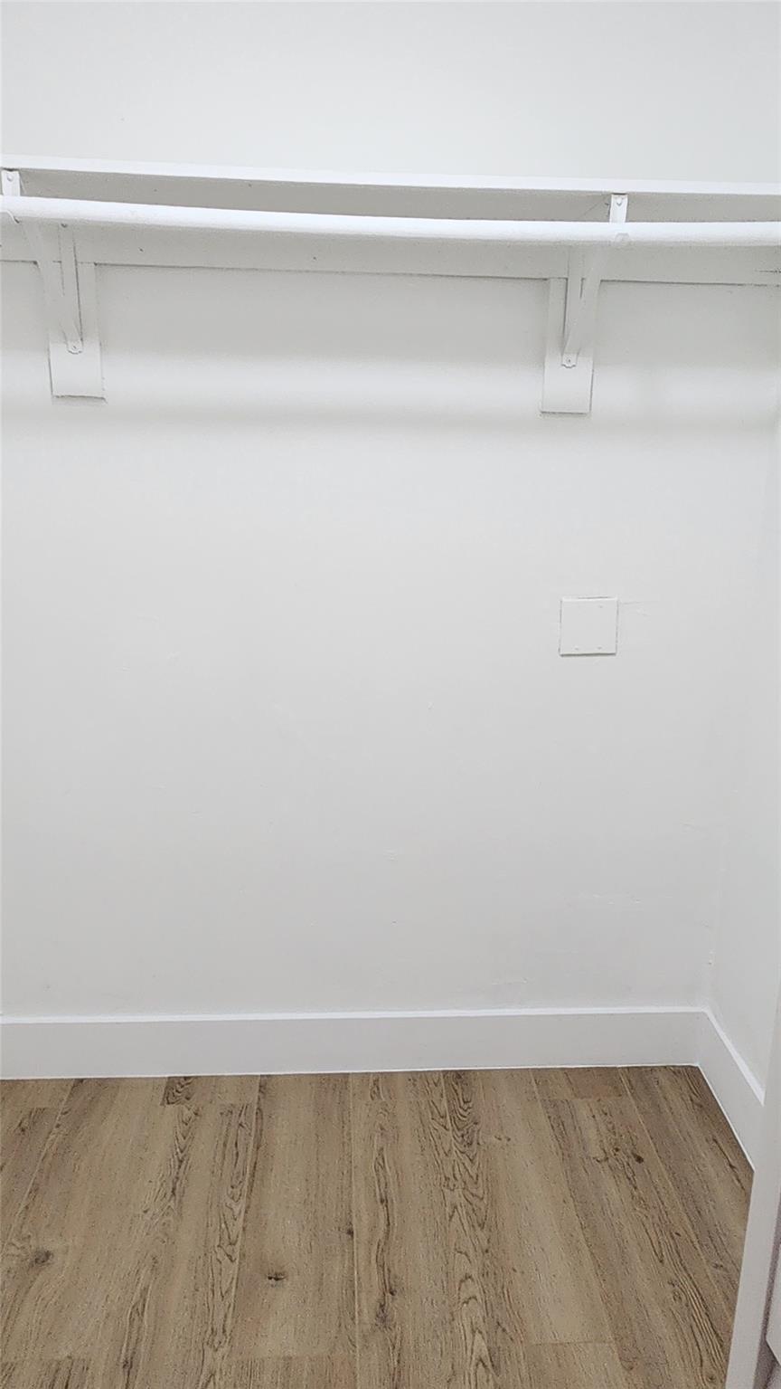 Bonnie Loch Sec 1 51-5 B - Residential Lease