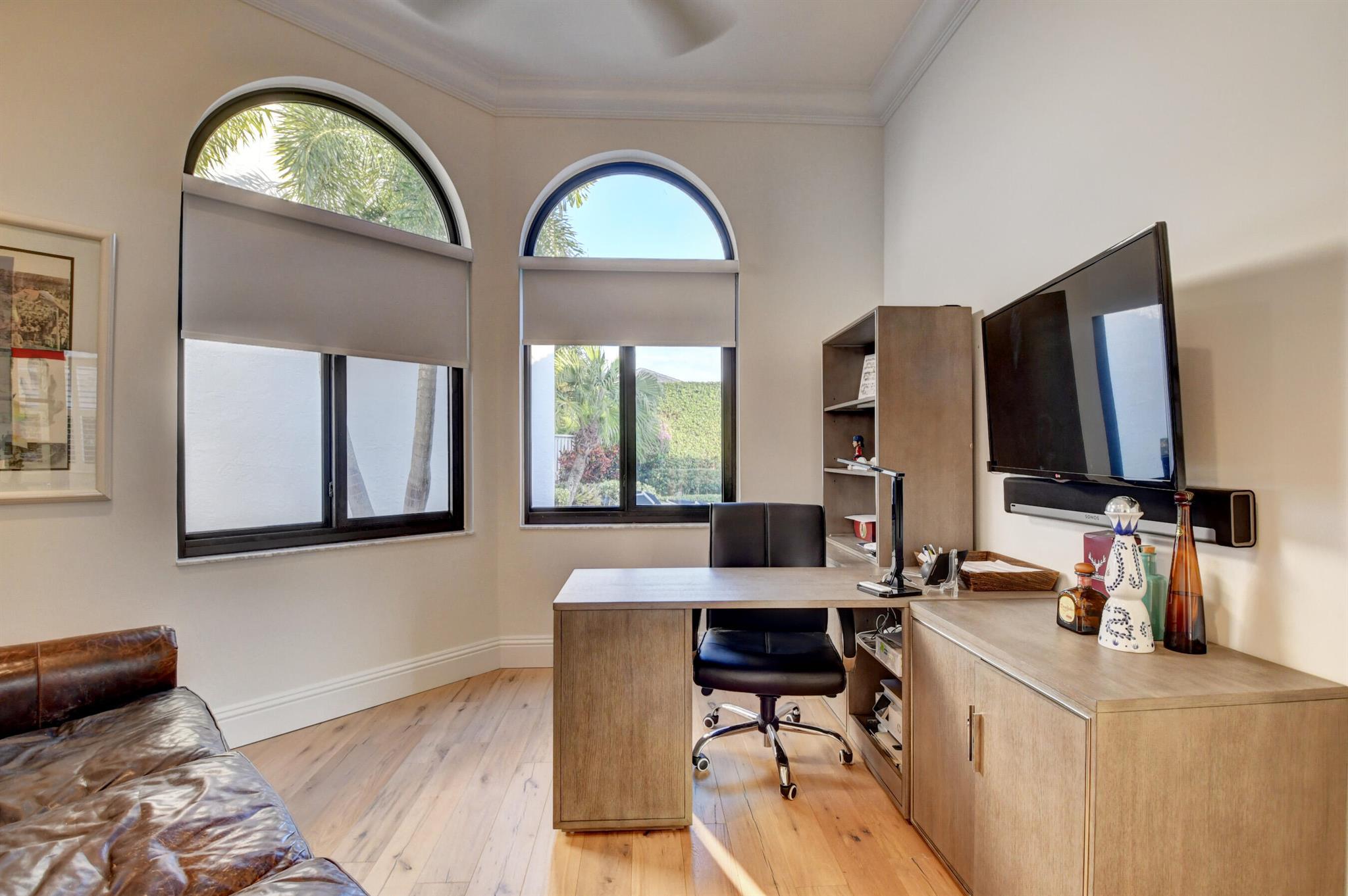 OAK RUN - Residential