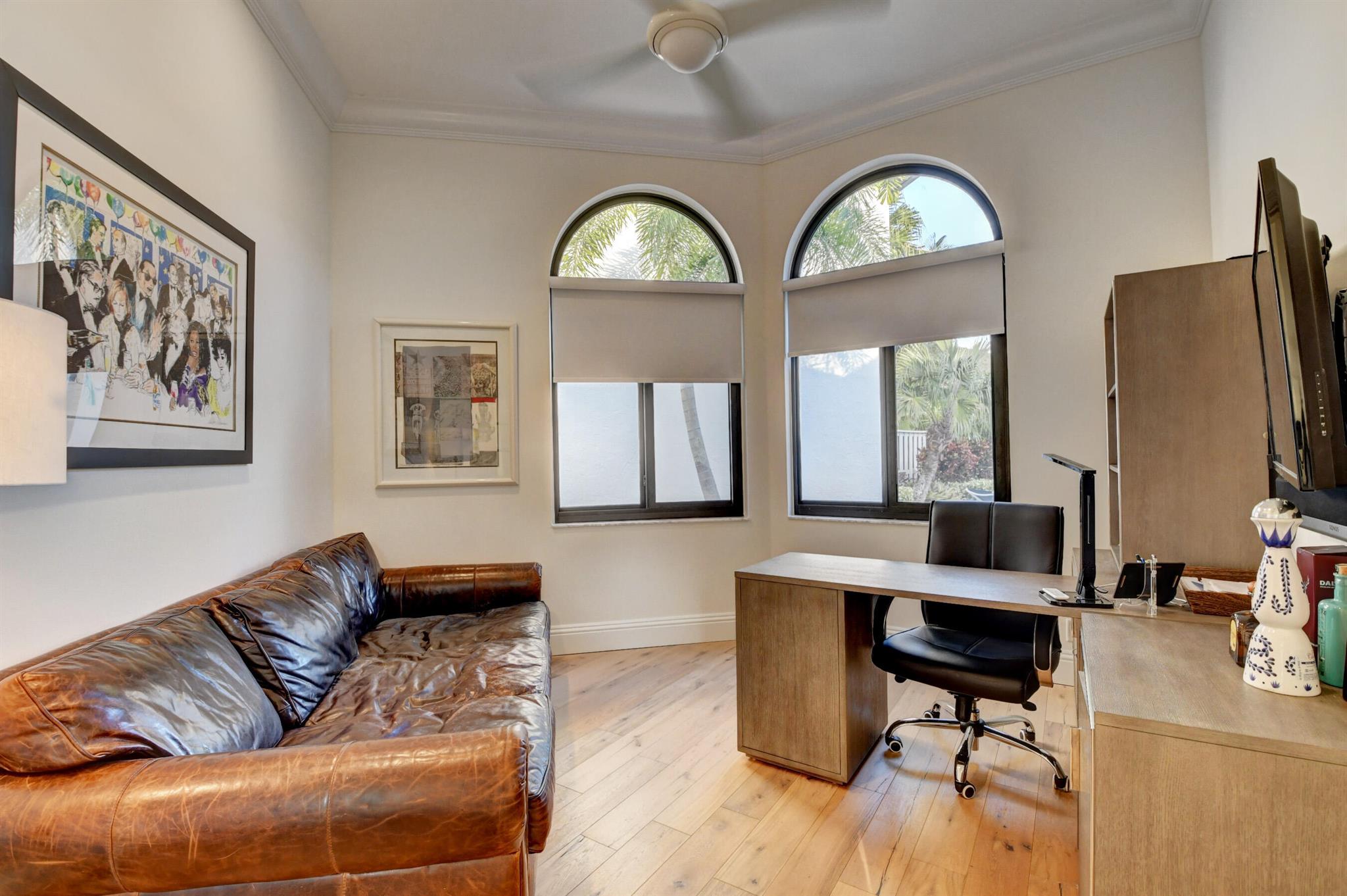 OAK RUN - Residential