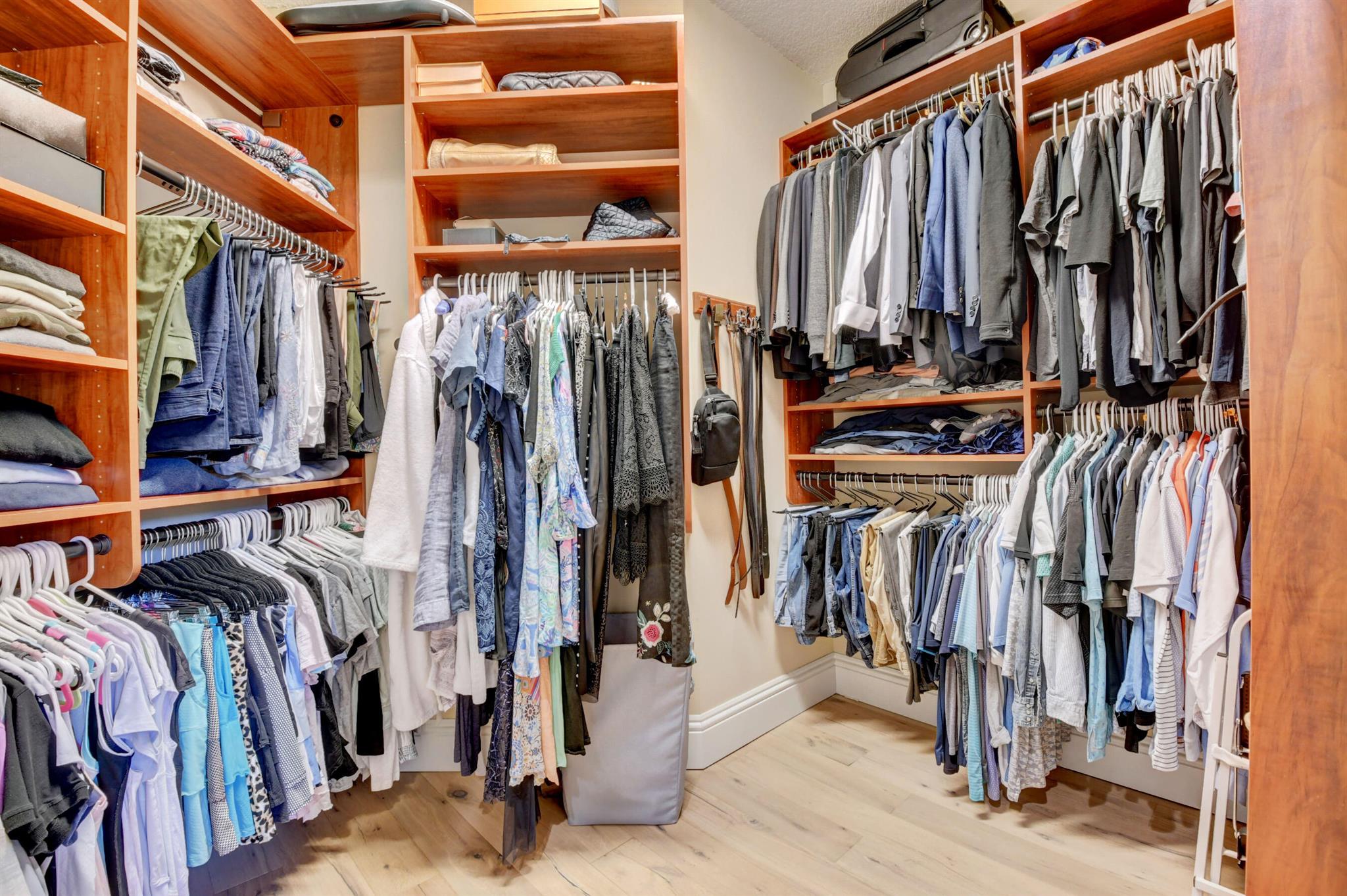 OAK RUN - Residential