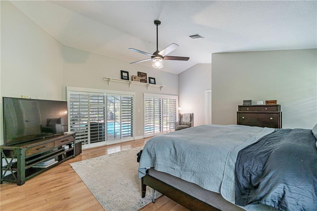 Pine Ridge 112-37 B - Residential
