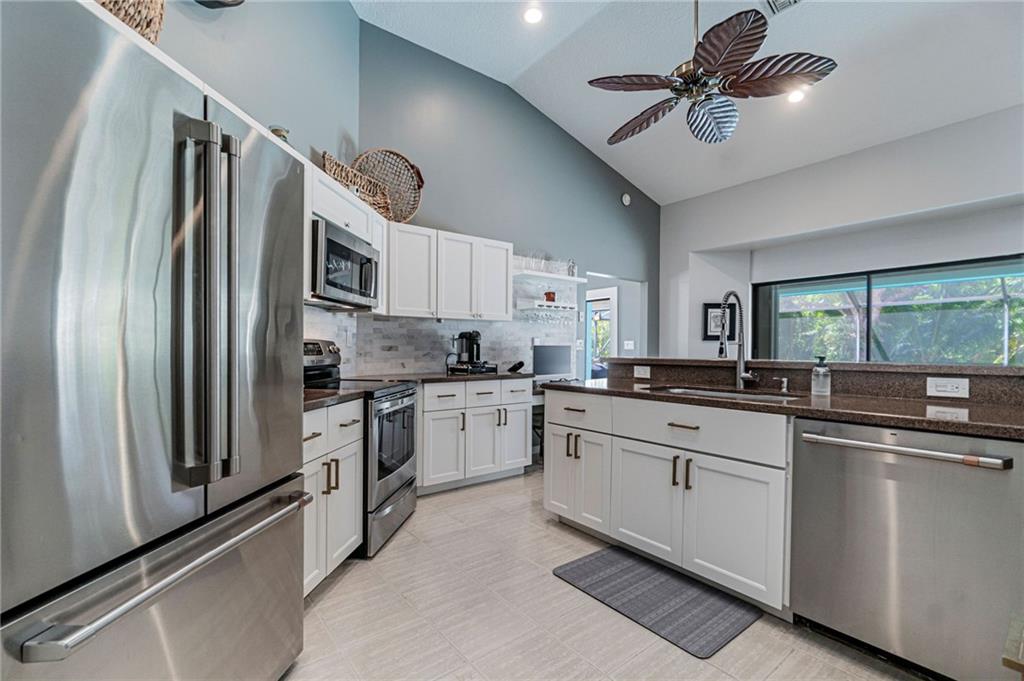 Pine Ridge 112-37 B - Residential