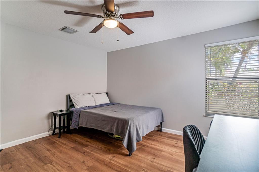 Pine Ridge 112-37 B - Residential