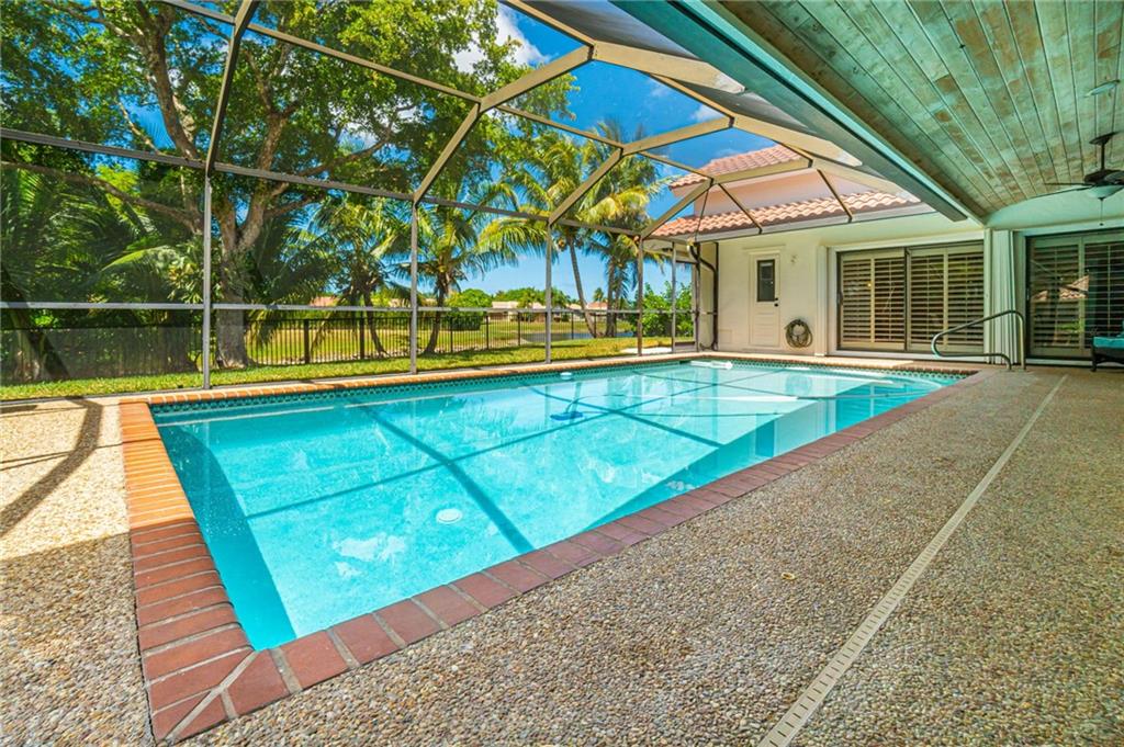Pine Ridge 112-37 B - Residential