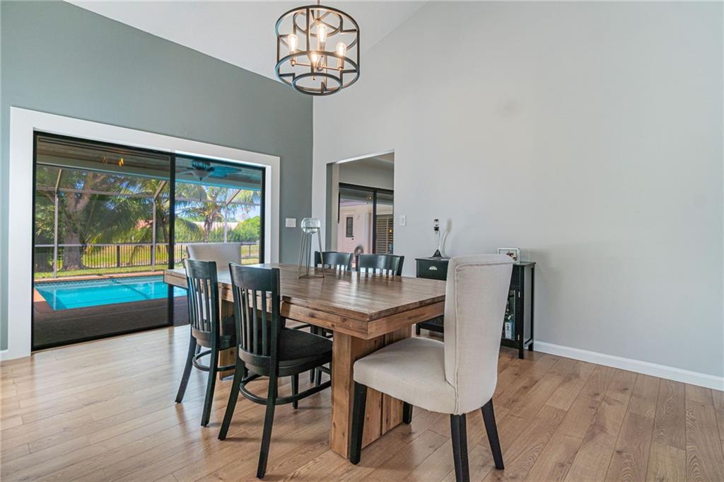 Pine Ridge 112-37 B - Residential