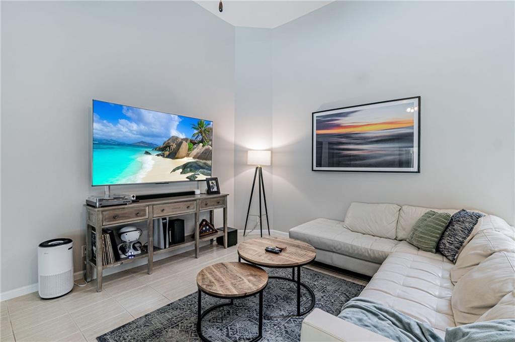 Pine Ridge 112-37 B - Residential