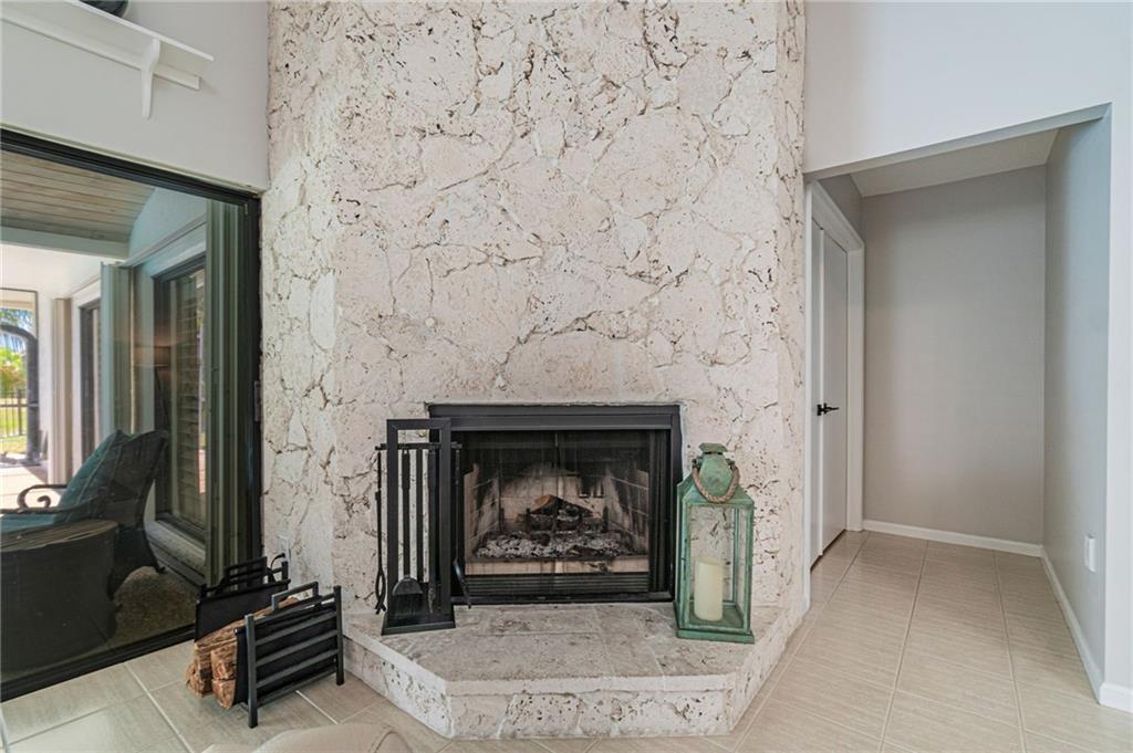 Pine Ridge 112-37 B - Residential