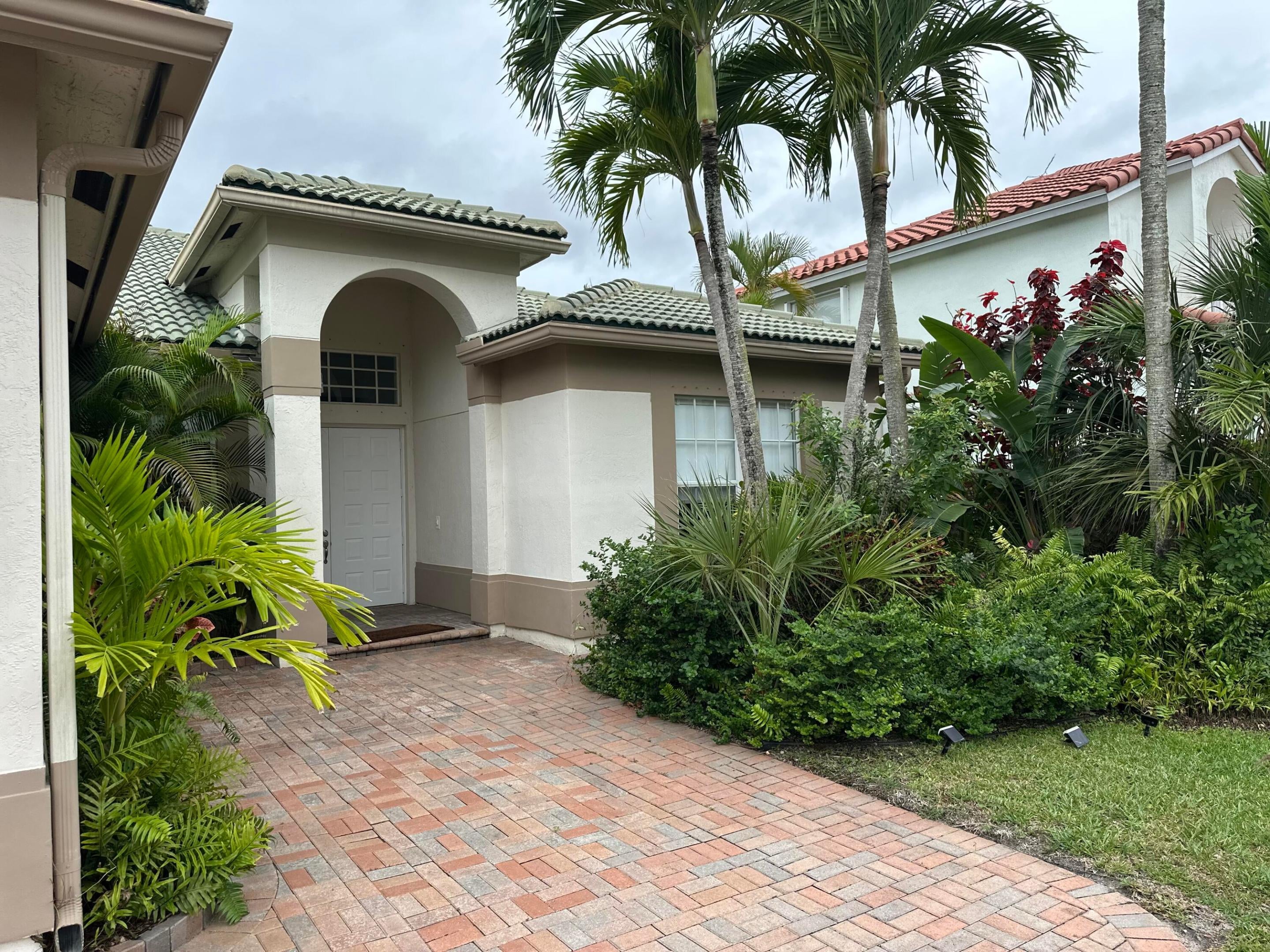 Properties 4644 WINDWARD COVE Lane N