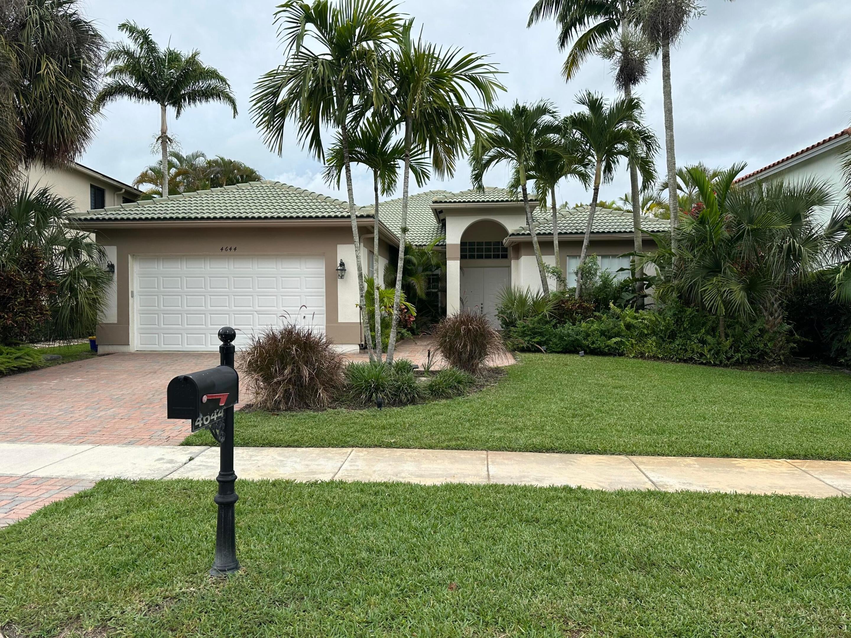 Properties 4644 WINDWARD COVE Lane N