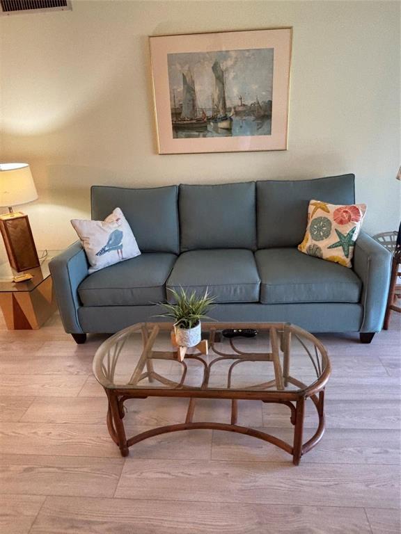 PIERPOINT YACHT CLUB CONDO - Residential Lease