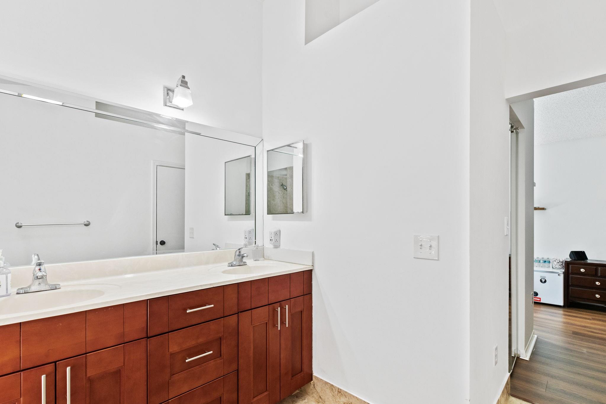 ROCK CREEK Ph Two 104-34 - Residential