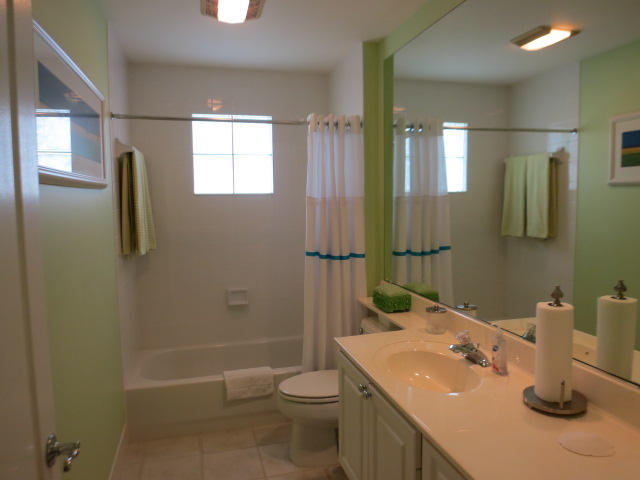 DOUBLE TREE, LOST LAKE - Residential Lease