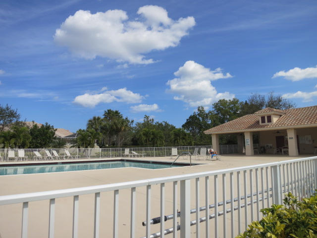 DOUBLE TREE, LOST LAKE - Residential Lease