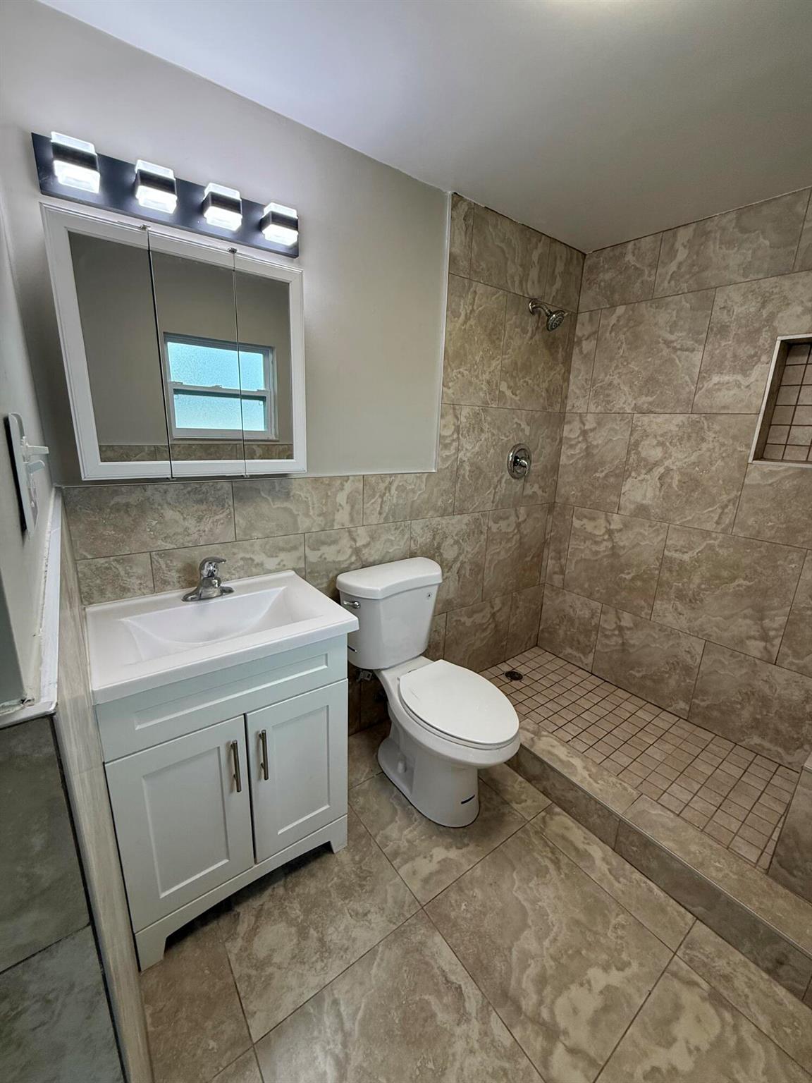 BEVERLY PARK B G IN - Residential