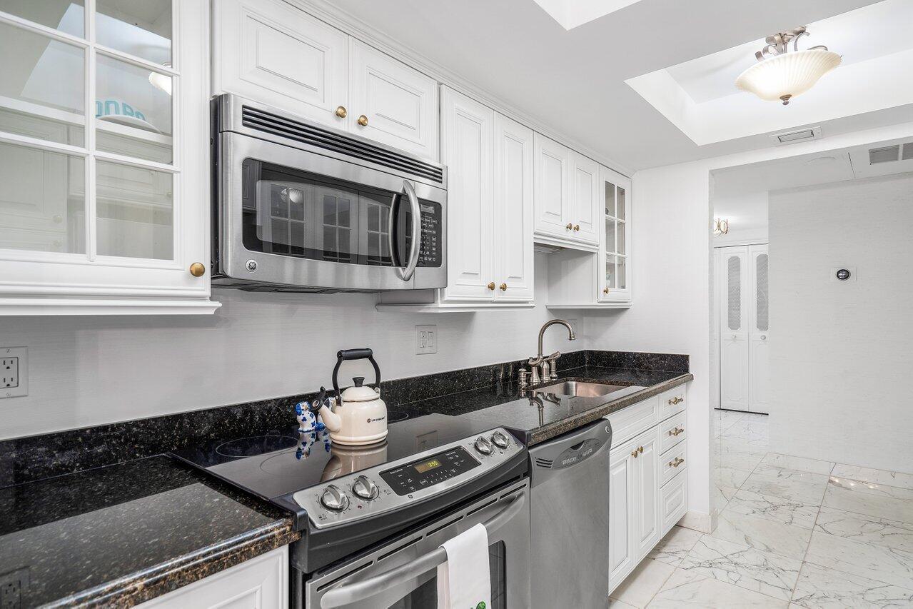 THREE FIFTY CONDO - Residential Lease