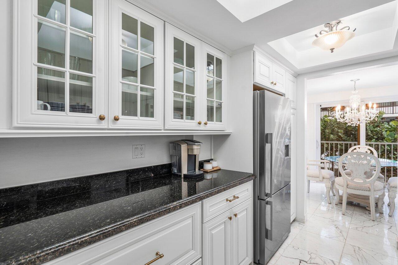 THREE FIFTY CONDO - Residential Lease
