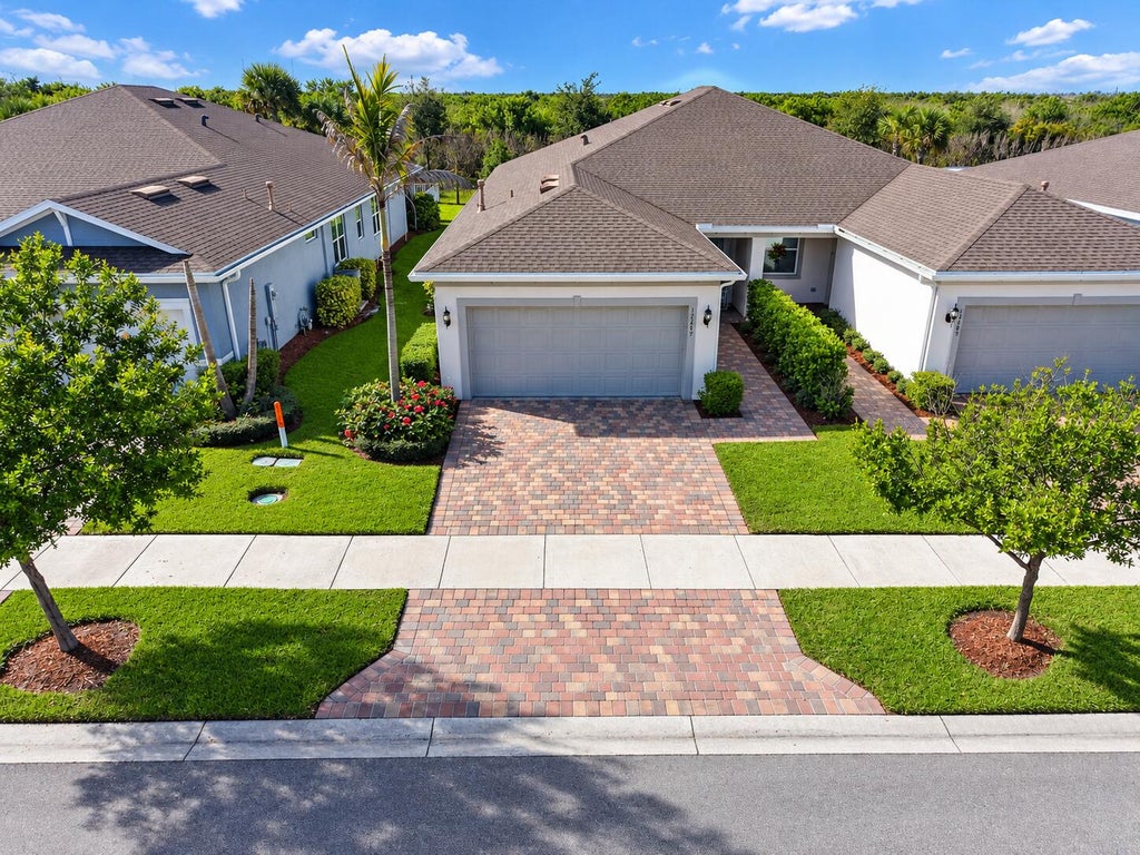 Photo of 13249 SW VERMILLION Circle, Port Saint Lucie, FL 34987 (MLS # B26078645)