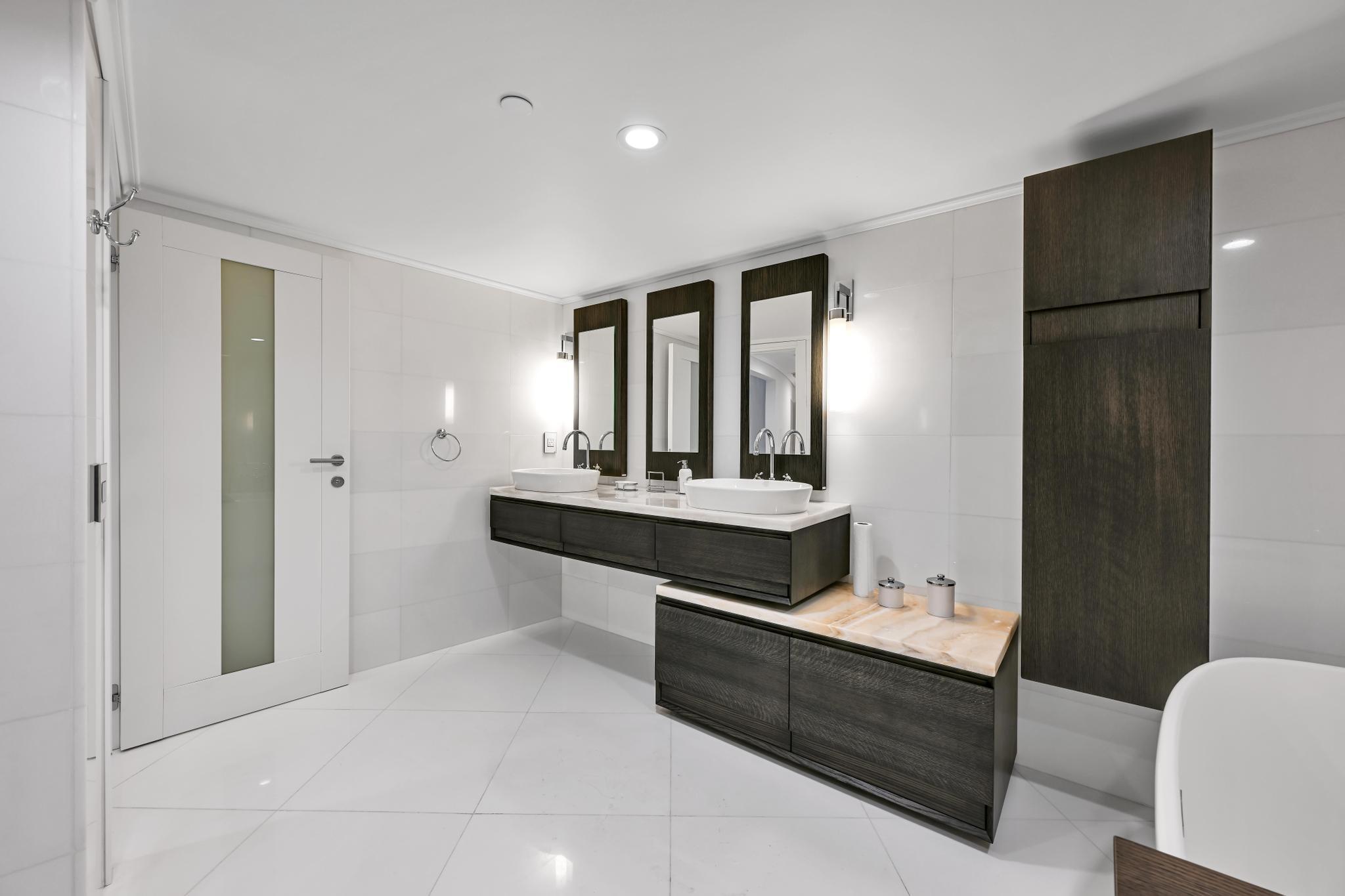 ATRIUMS OF PALM BEACH CON - Residential