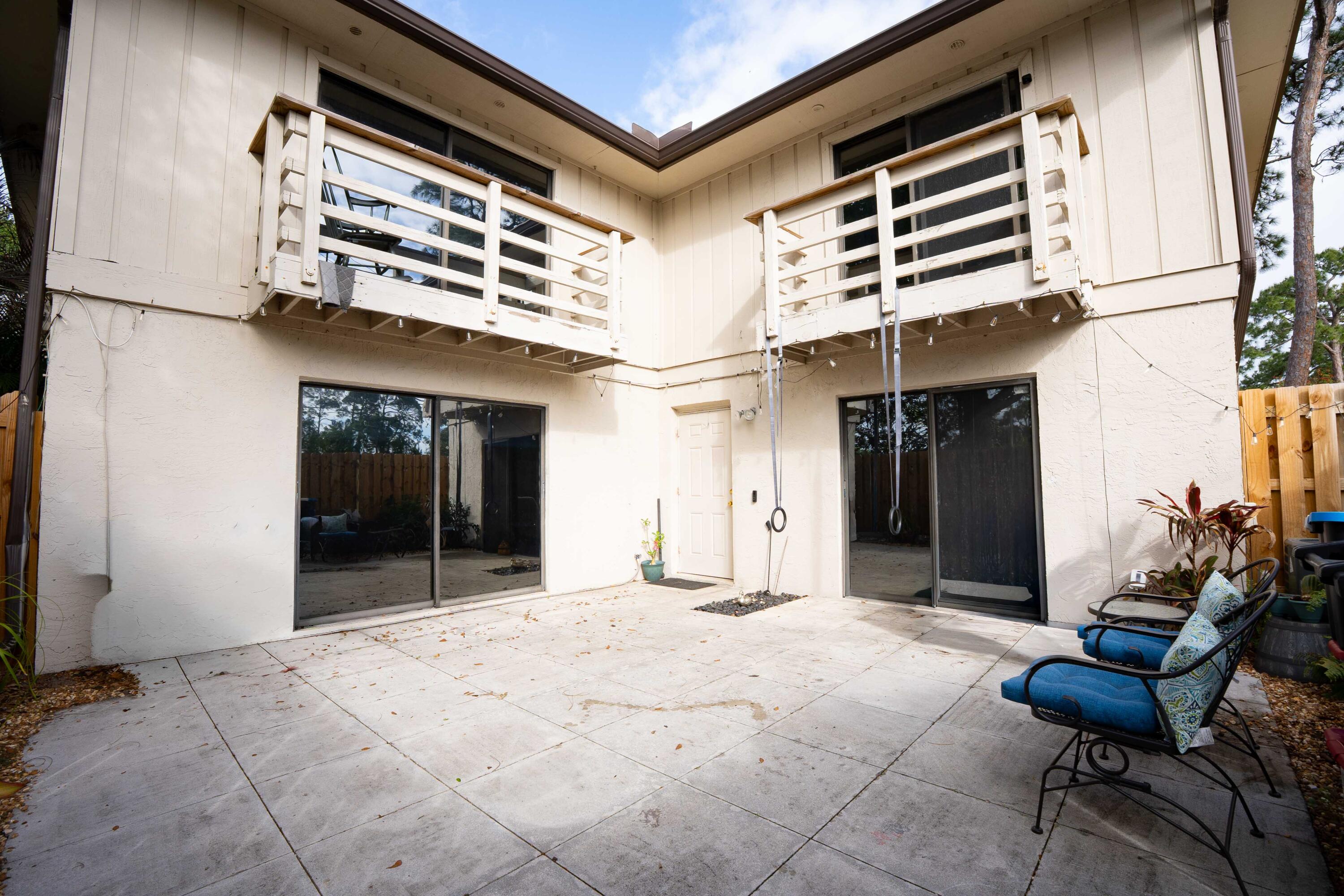 2811 Stoneway Lane B