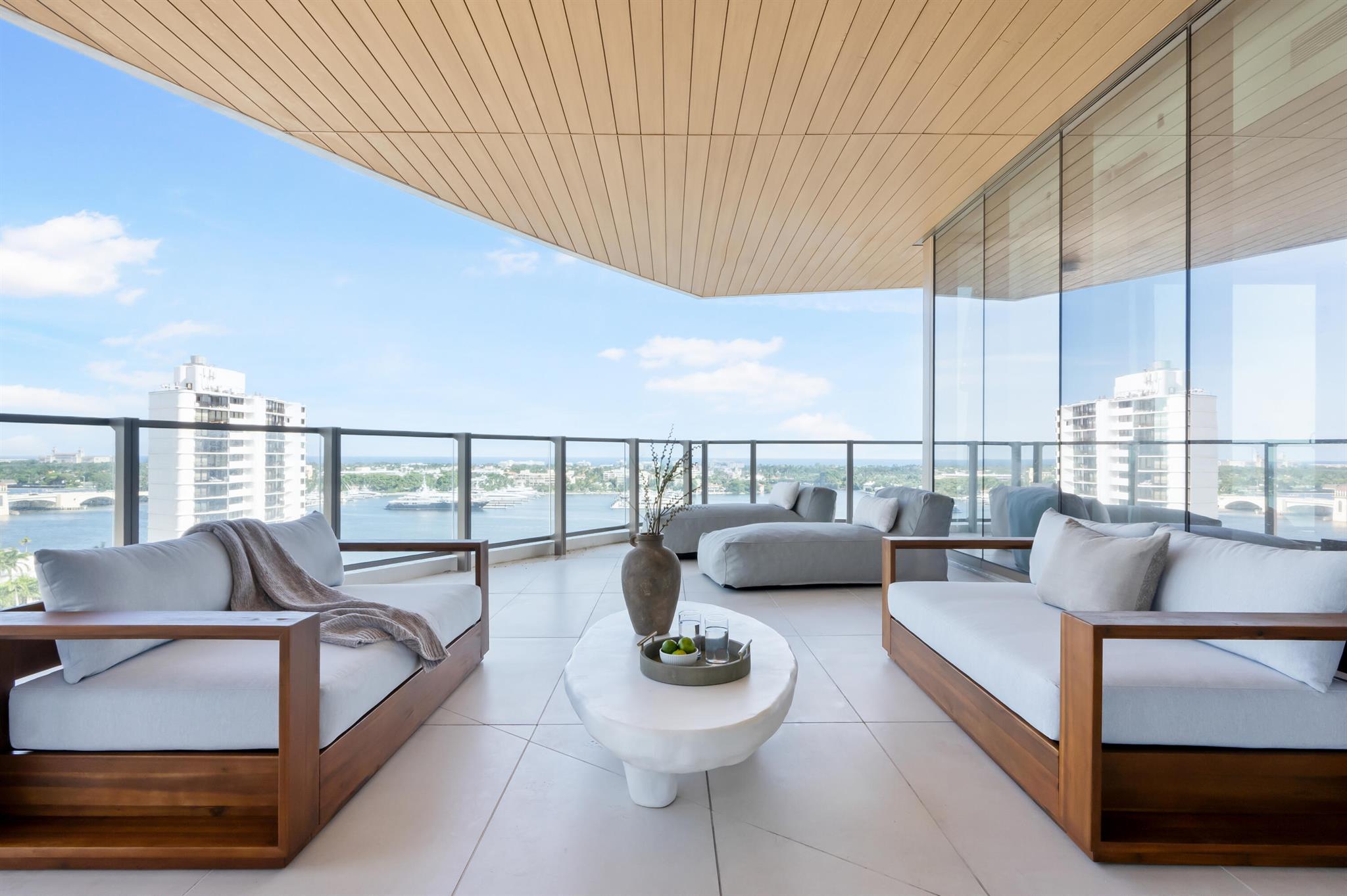 Flagler Forte Residences - Residential