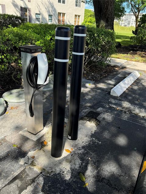 2601 S Palm Aire Dr 112 Pompano Beach FL 33069