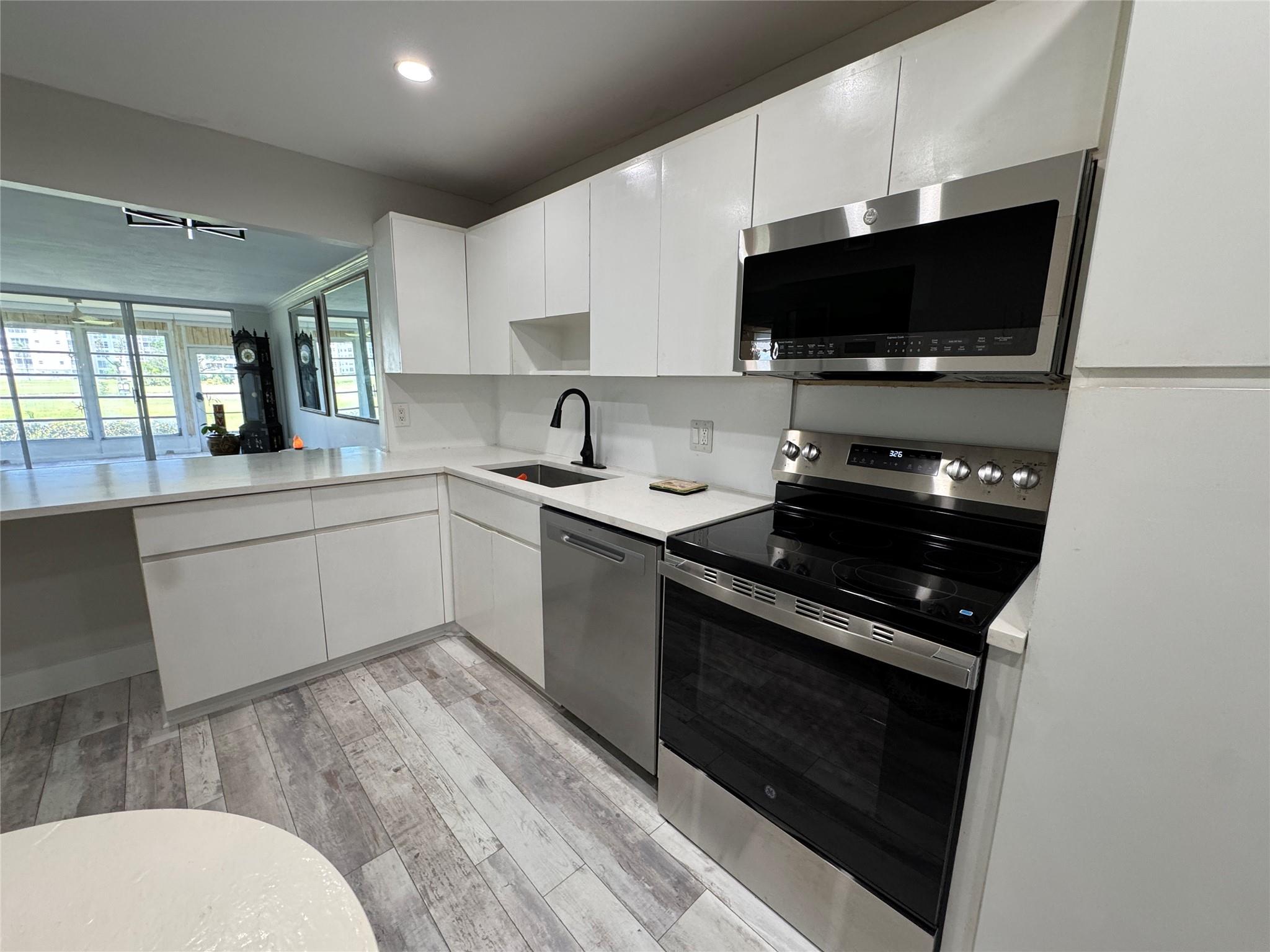 2601 S Palm Aire Dr 112