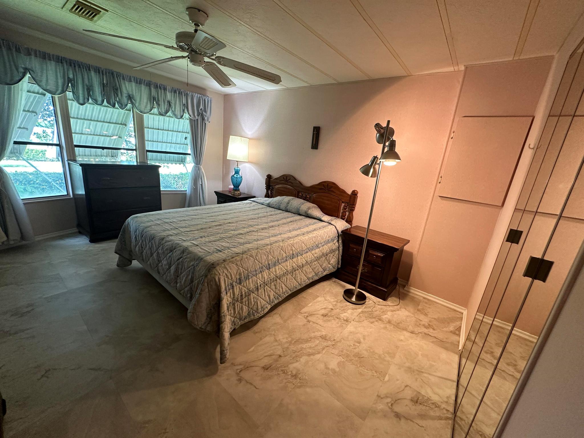 CAMBRIDGE AT HERITAGE RID - Residential