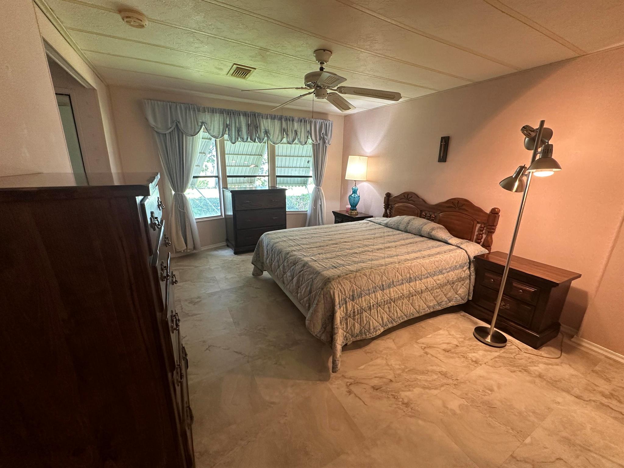 CAMBRIDGE AT HERITAGE RID - Residential