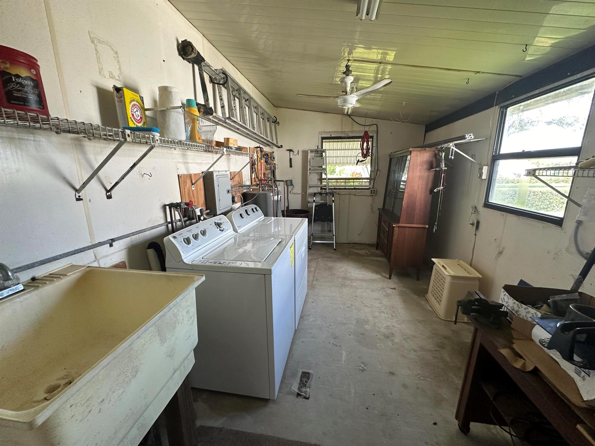 CAMBRIDGE AT HERITAGE RID - Residential