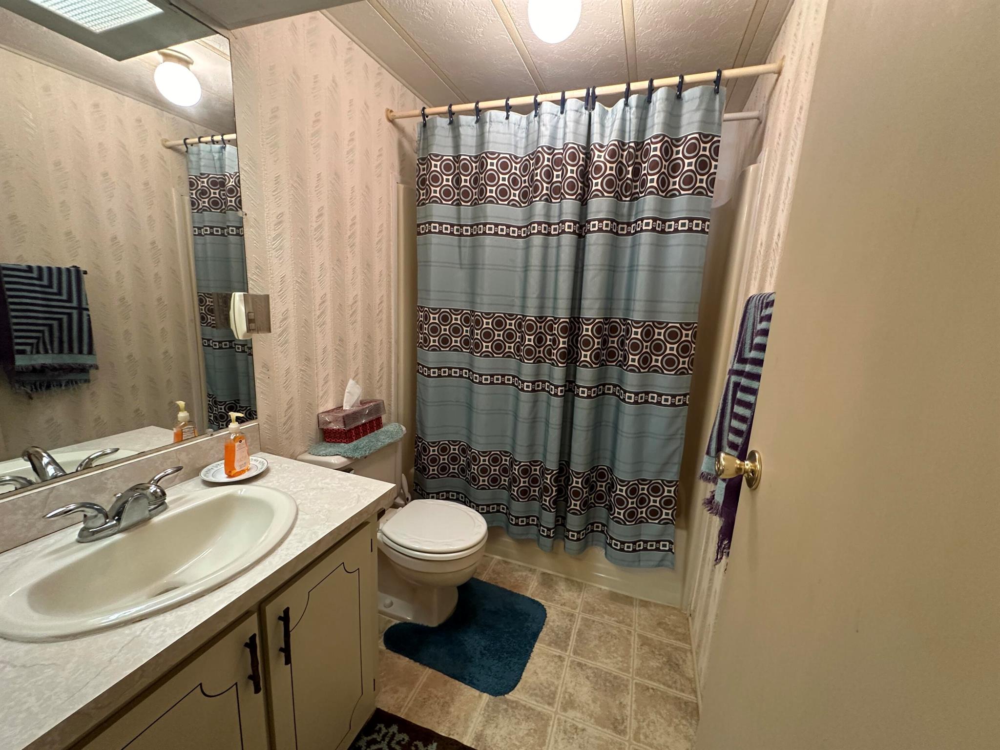 CAMBRIDGE AT HERITAGE RID - Residential