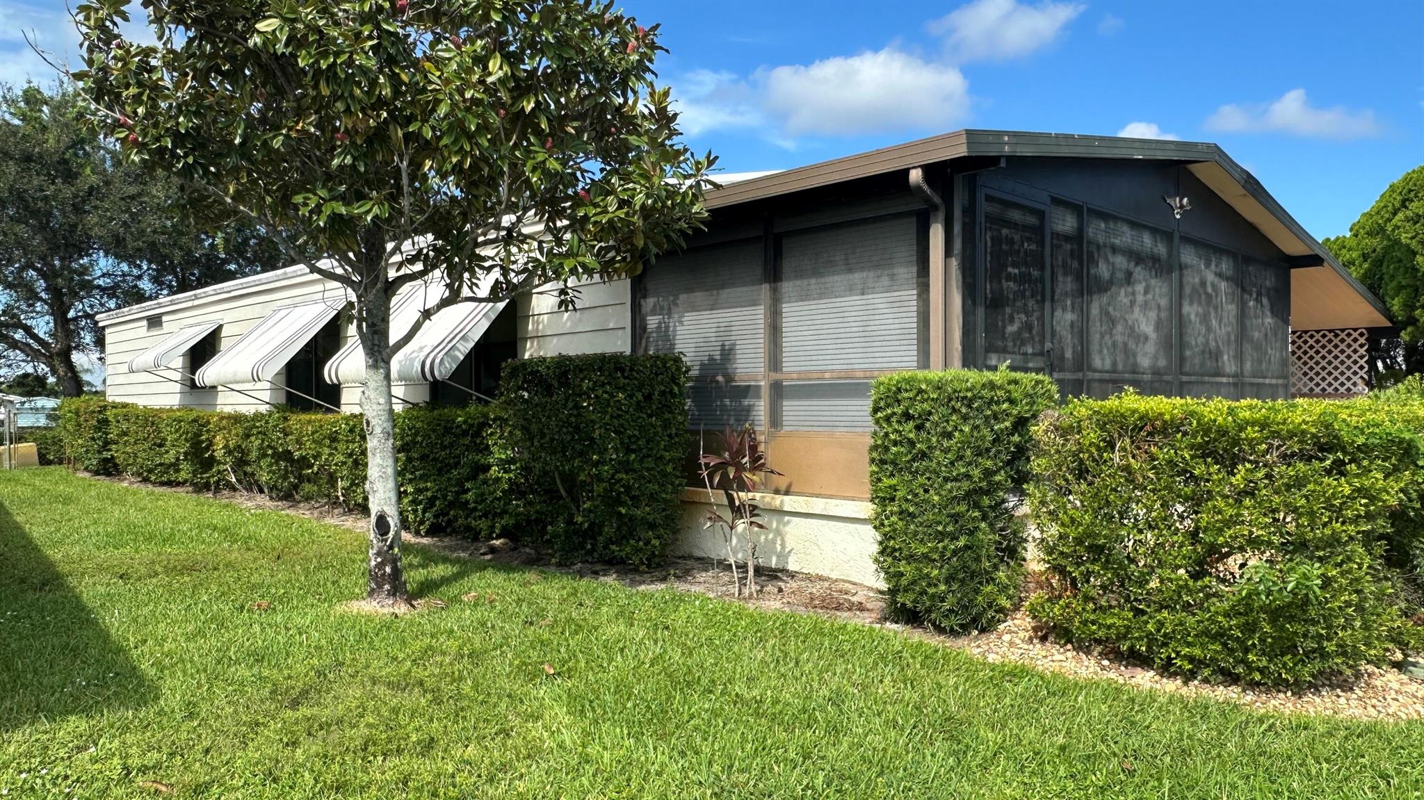 CAMBRIDGE AT HERITAGE RID - Residential