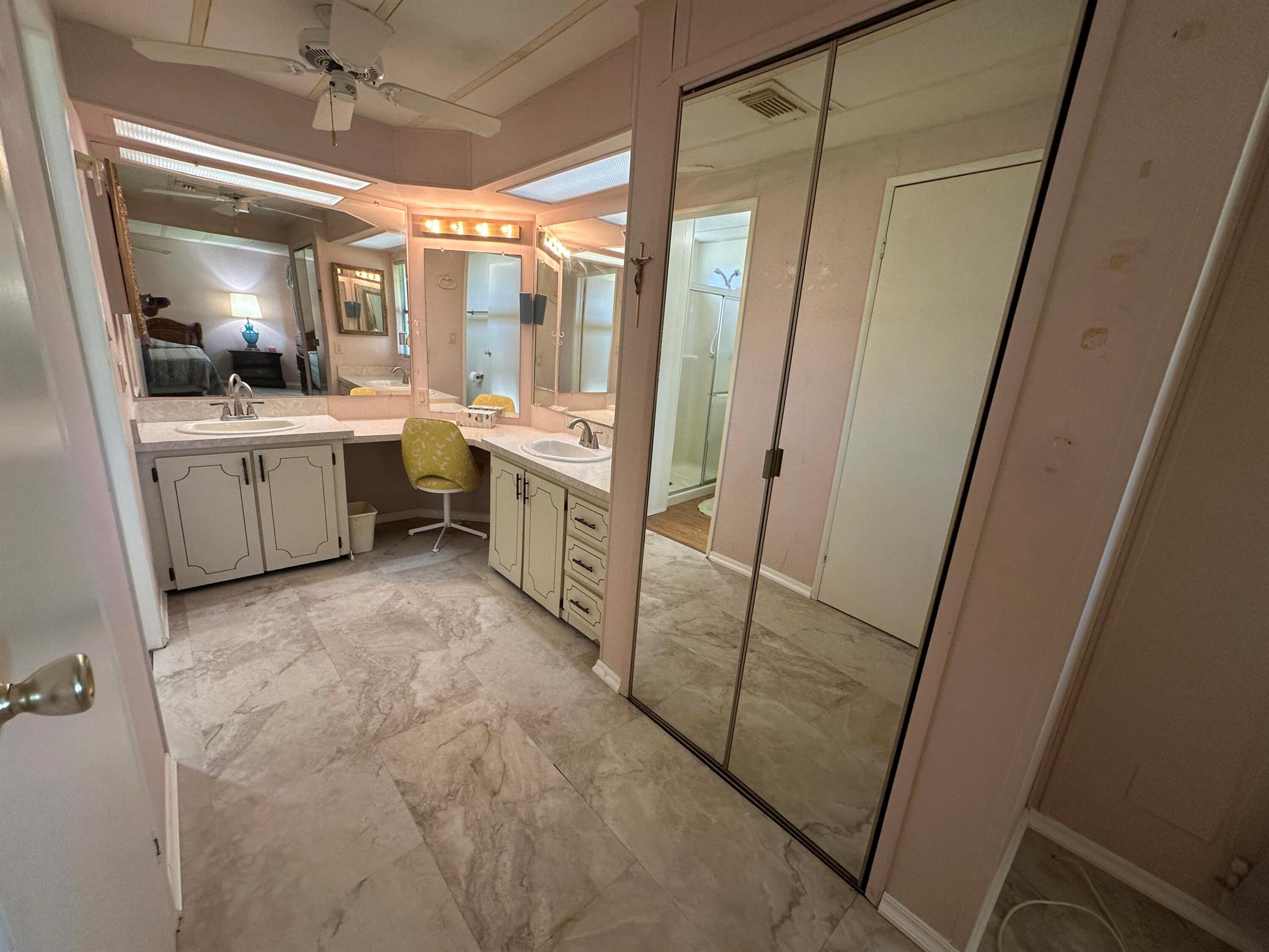 CAMBRIDGE AT HERITAGE RID - Residential