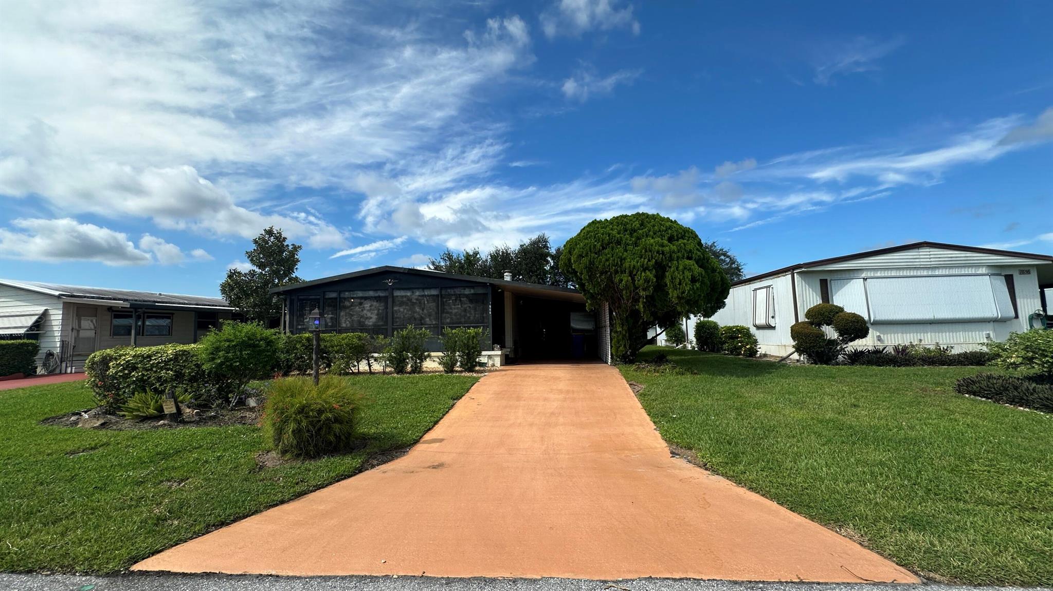 CAMBRIDGE AT HERITAGE RID - Residential