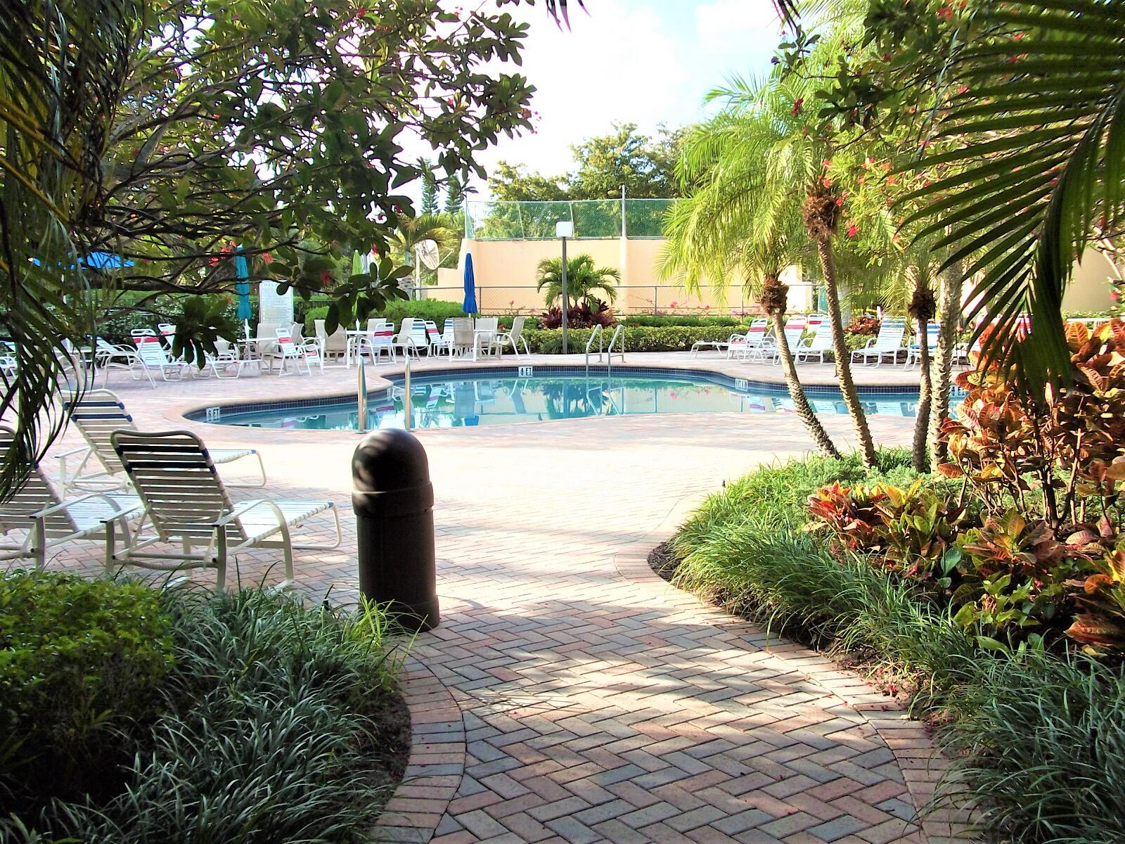LAVERS DELRAY RACQUET CLUB CONDO - Residential