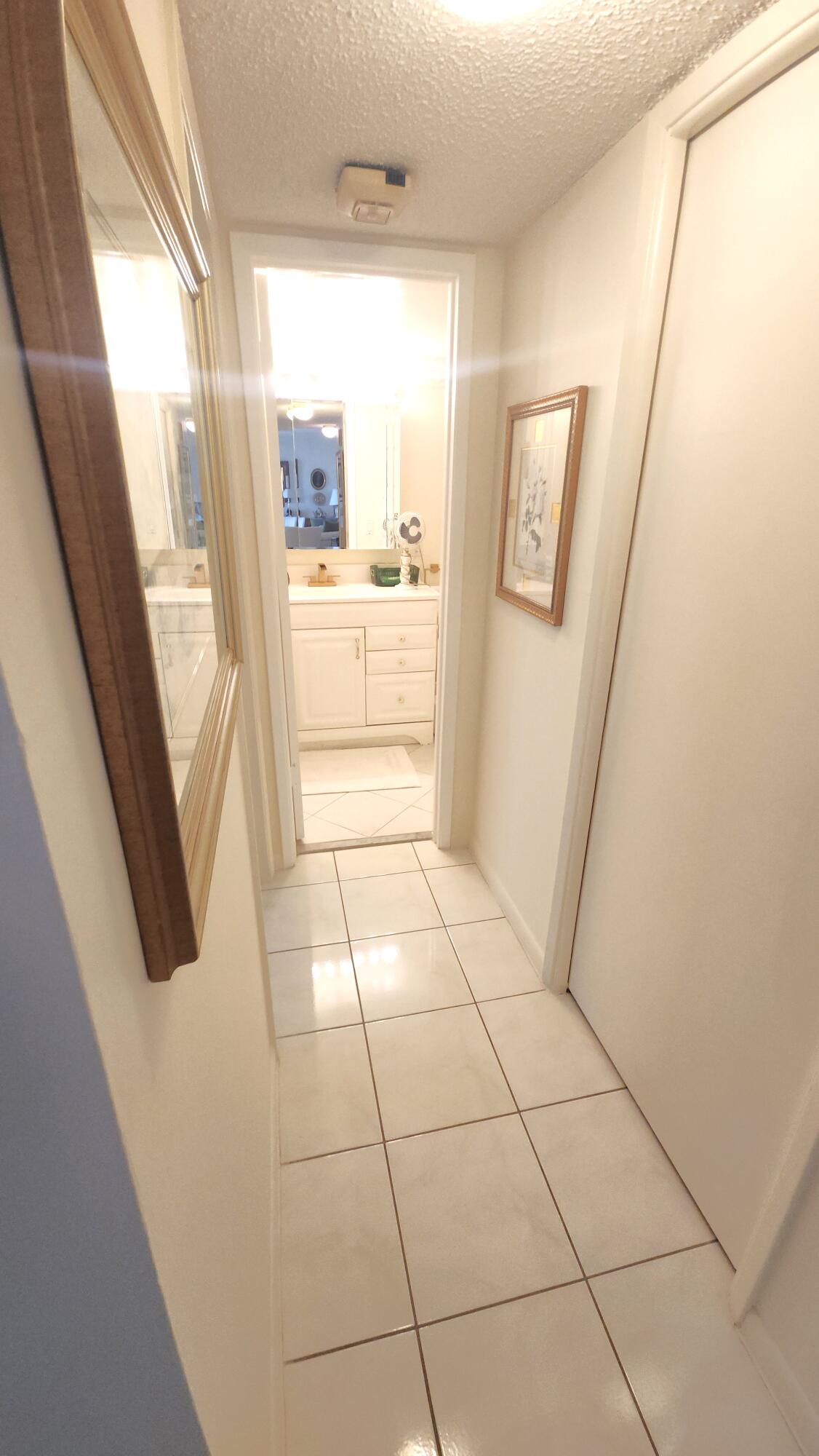LAVERS DELRAY RACQUET CLUB CONDO - Residential