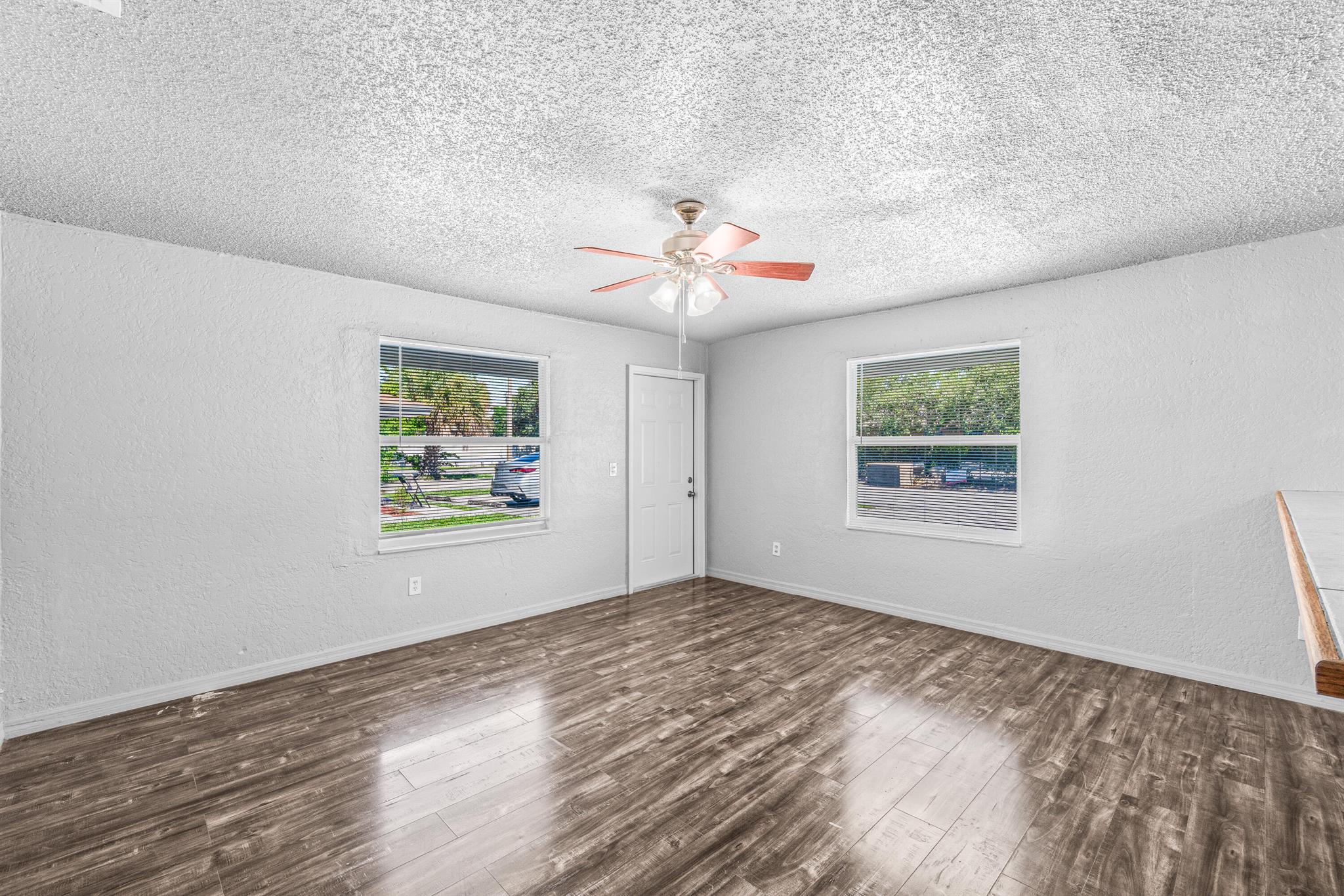 1669 W 27th Street A & B