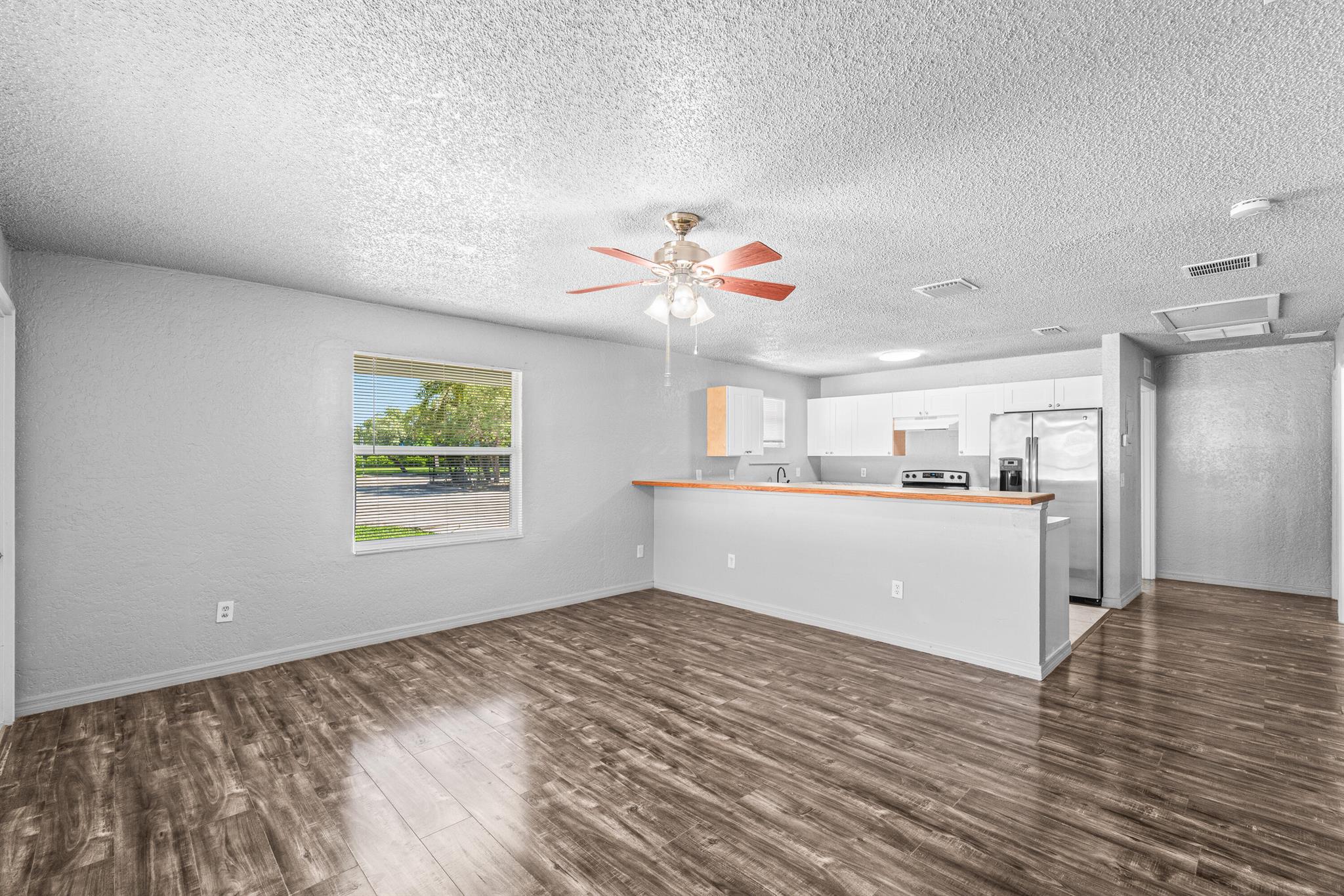1669 W 27th Street A & B
