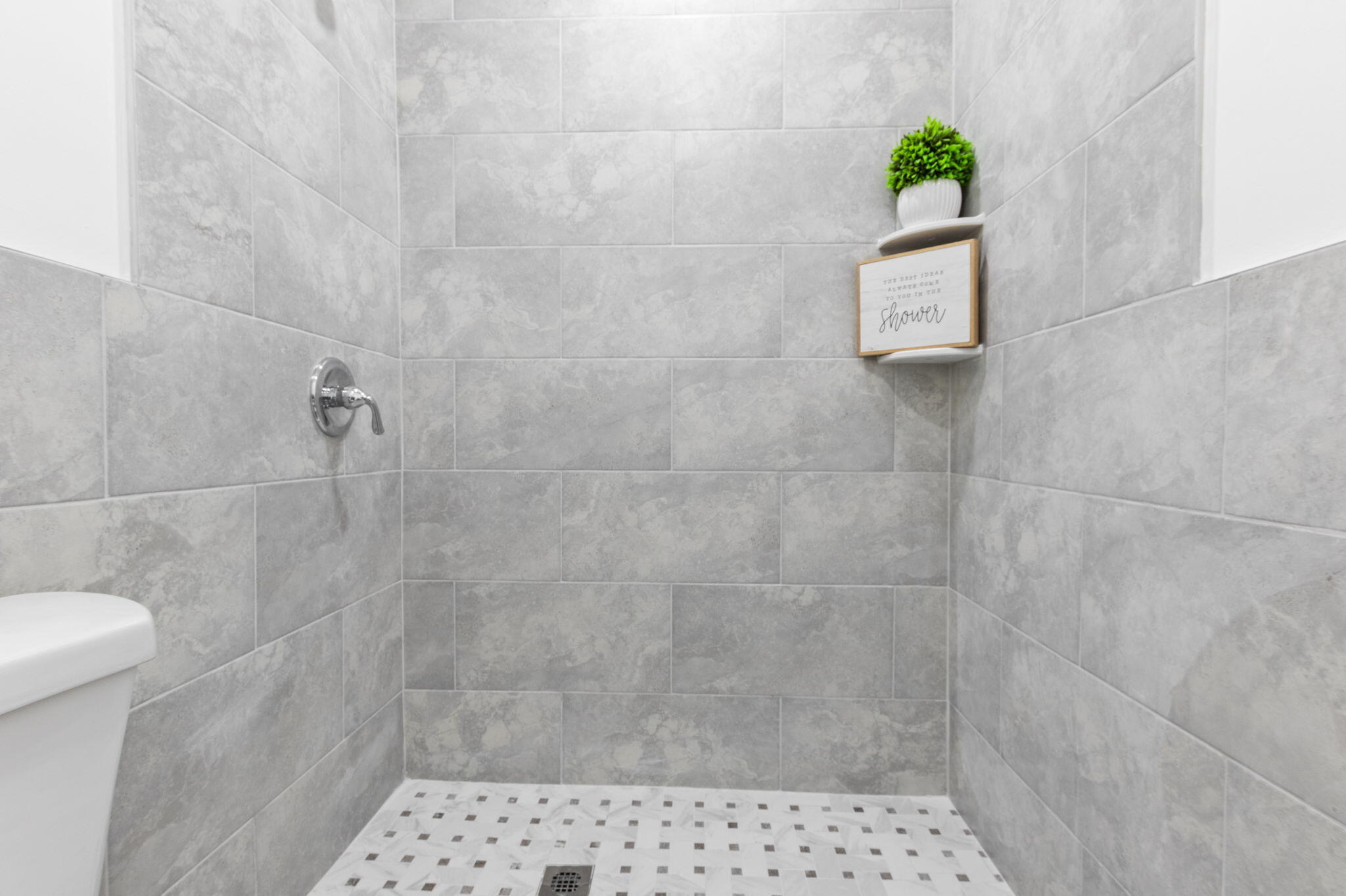 JOSEPH AND BLANCHE ELY PLAT - Residential Lease