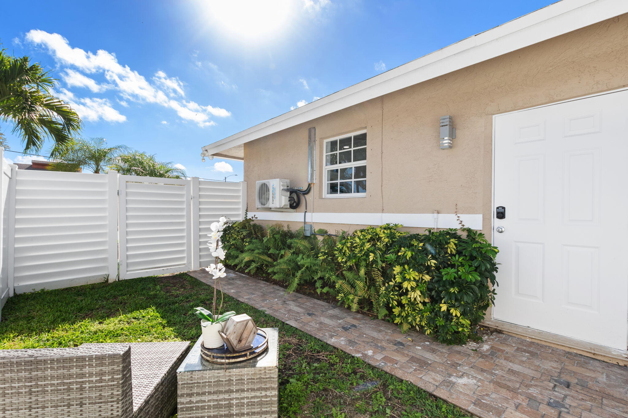 JOSEPH AND BLANCHE ELY PLAT - Residential Lease